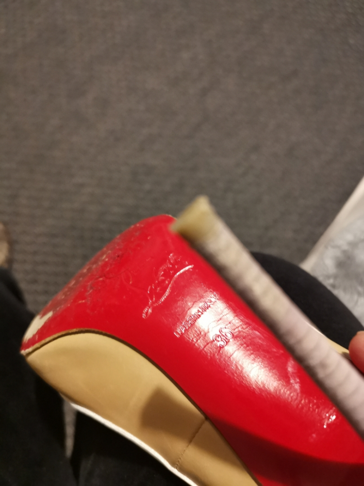 Christian Louboutin Pumps