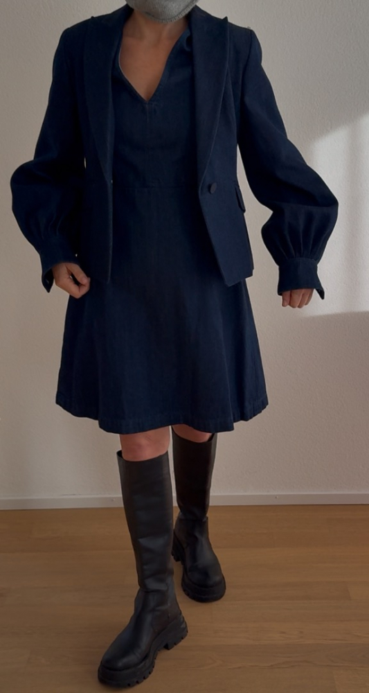 Sportmax Marineblaues Denim-Minikleid mit V-Ausschnitt und Puffärmel, seitlicher Reißverschluss