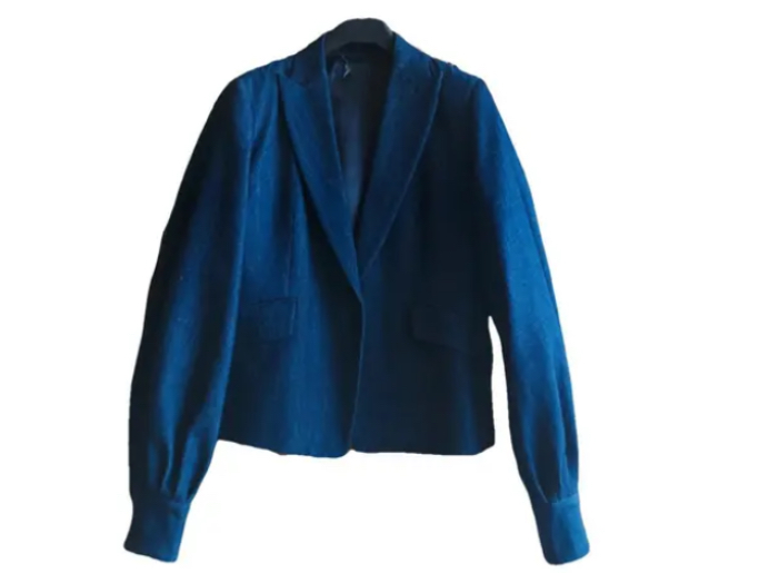 Sportmax Dunkel gewaschener Denim-Blazer mit gerafften, geknöpften Manschetten | Juwelendetail an der Schulter | gefüttert