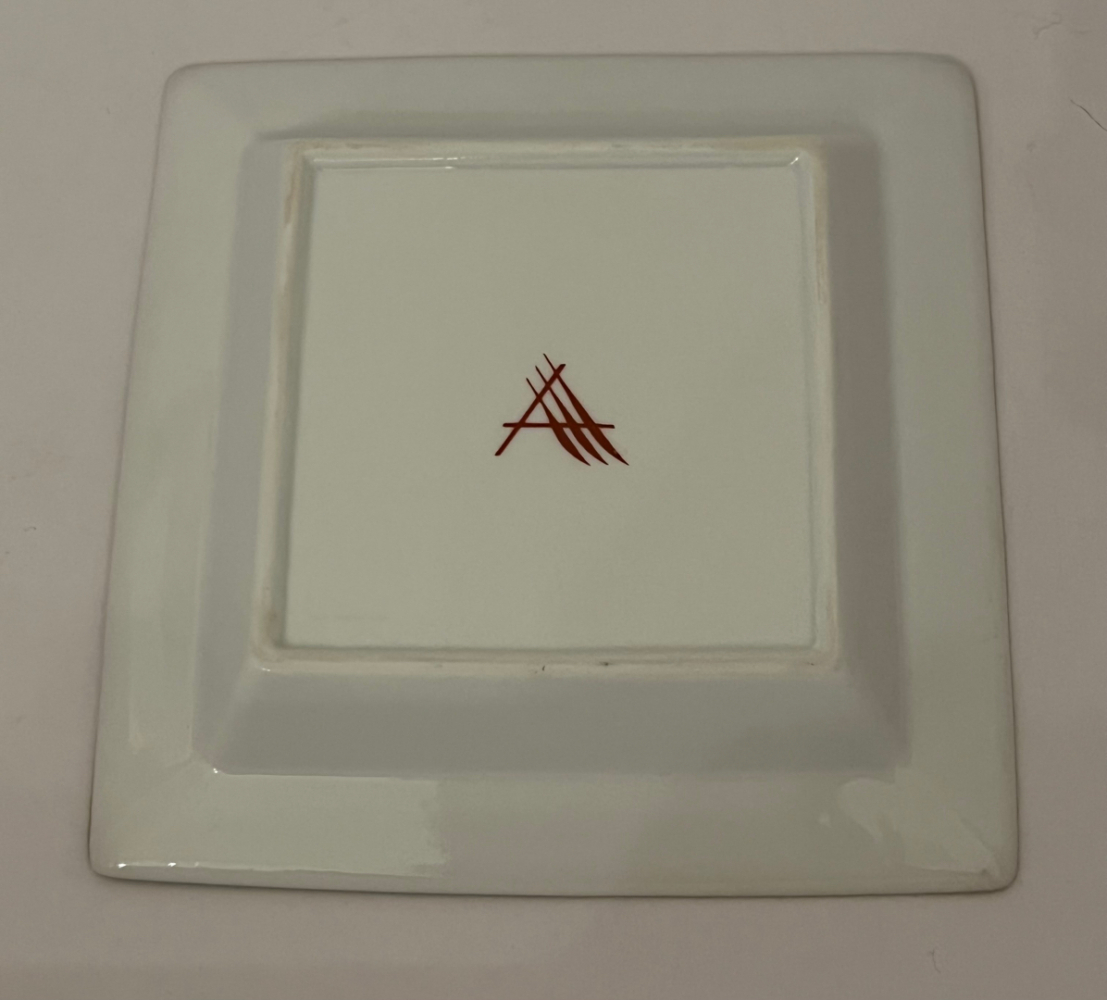 Asiatides Storage bin