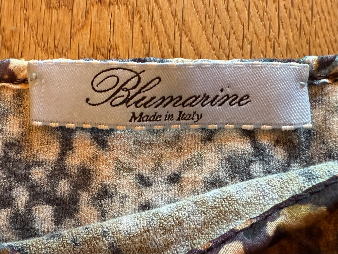 Blumarine Vintage Blumarine knit top with feathered épaulets!