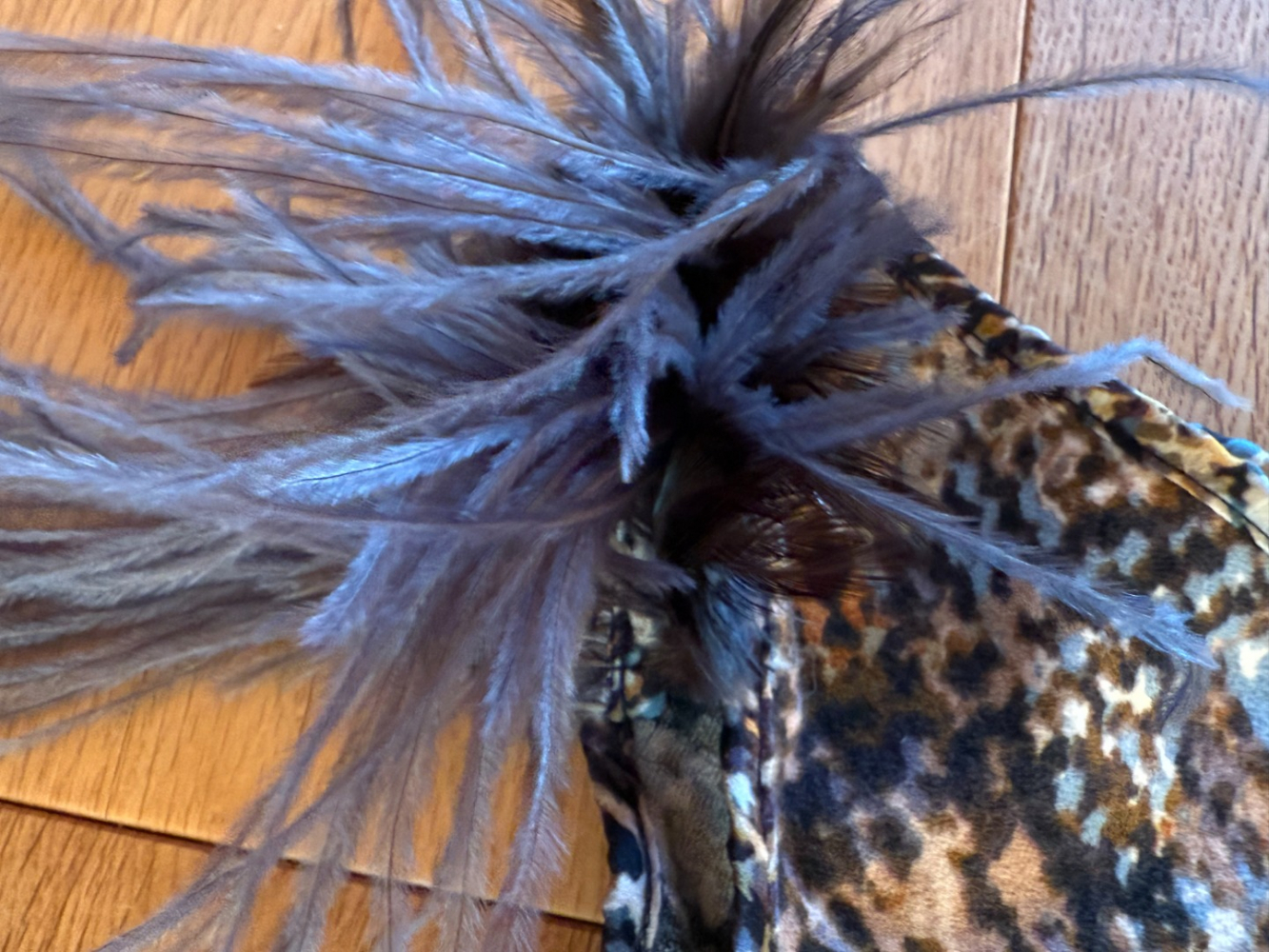 Blumarine Vintage Blumarine knit top with feathered épaulets!