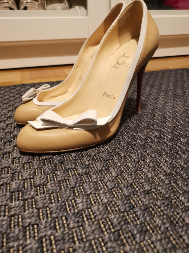 Christian Louboutin Pumps