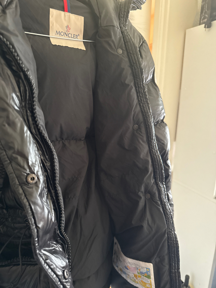 Moncler Manteau  avec fourrure