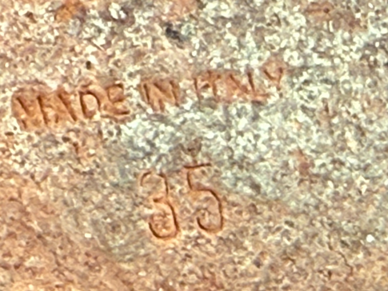 Givenchy De grands talons rouge vif !