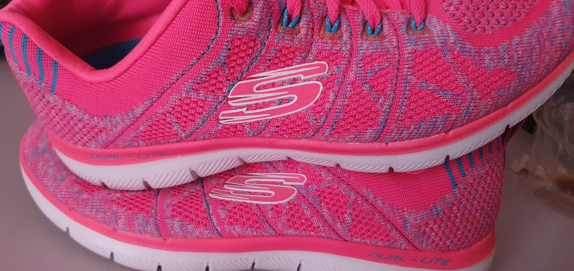 Sketchers Flexible Appeal