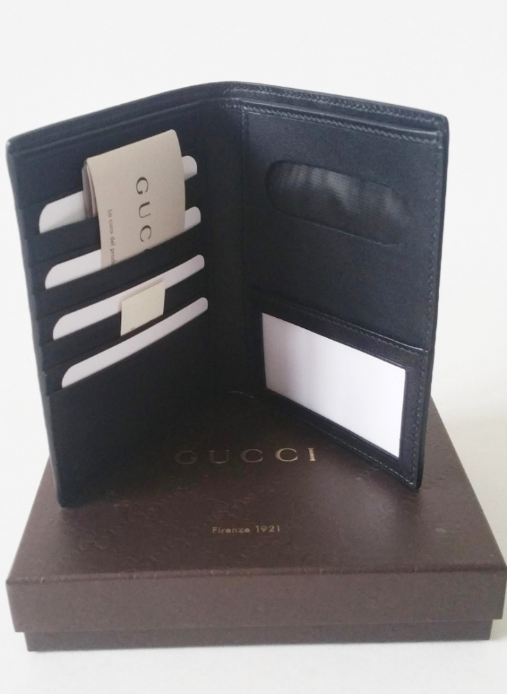 Gucci Passport holder unisex