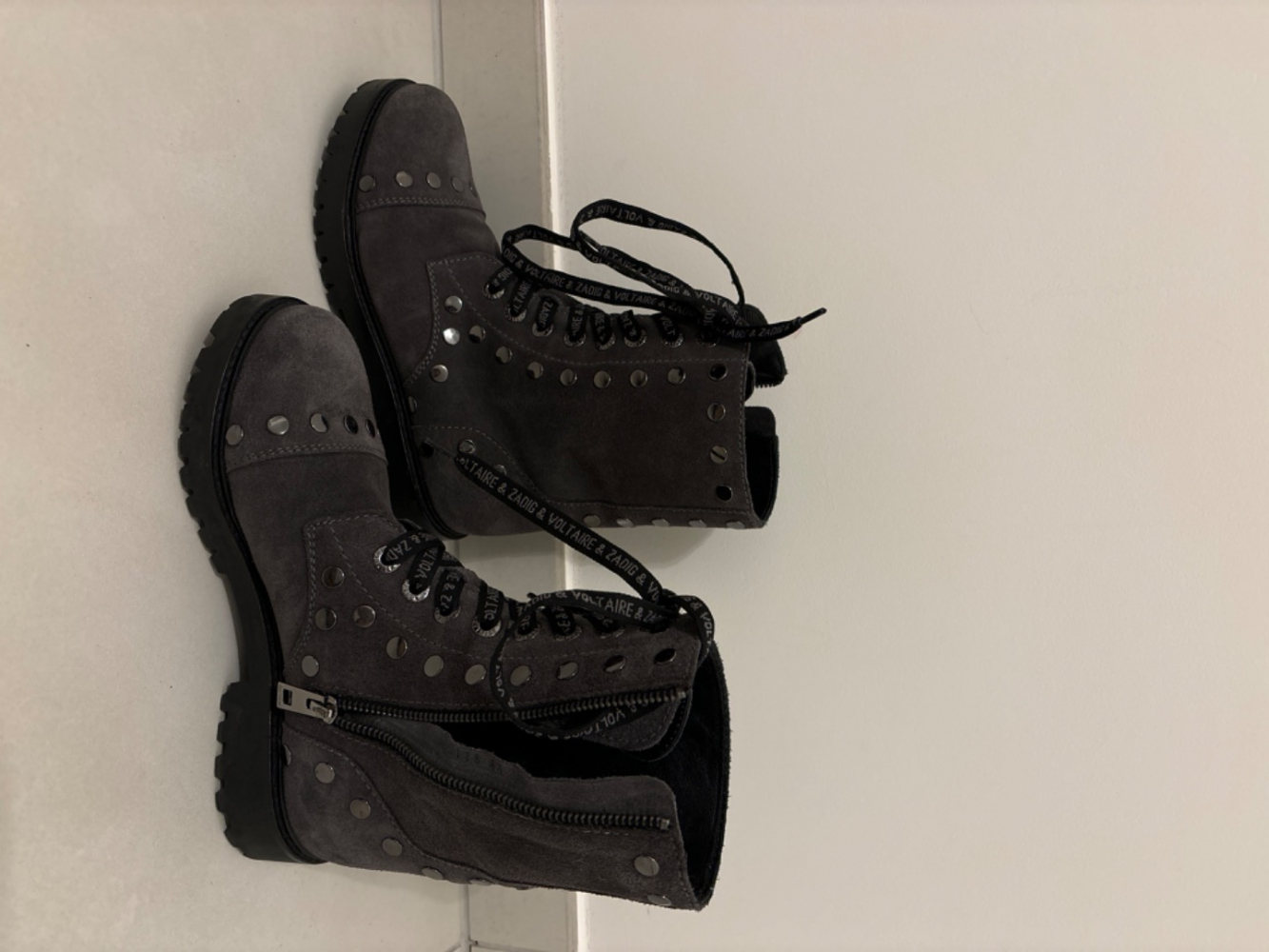 Zadig & Voltaire Joe boots daim gris studs