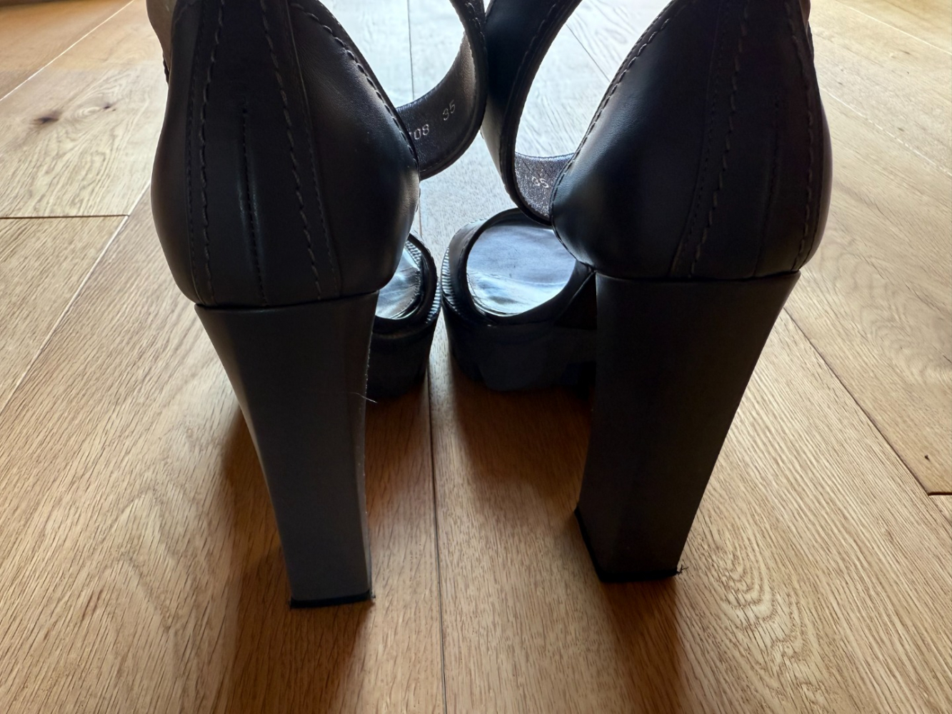 Alexander McQueen Grey lug-sole heels