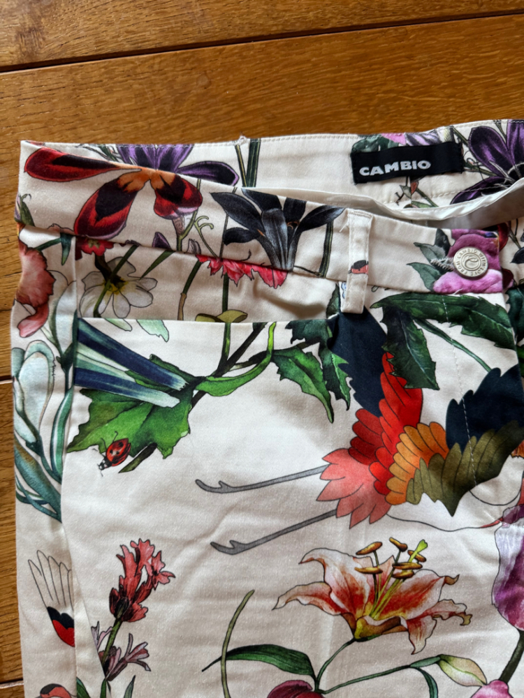 Cambio River flower bird pants 38
