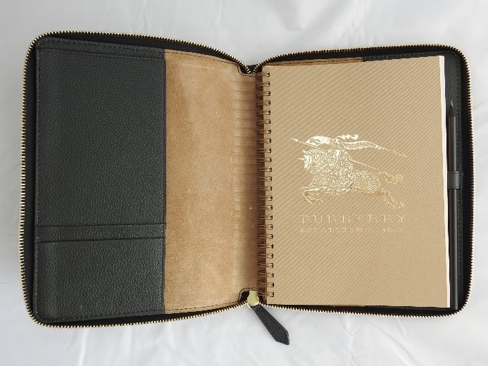 Burberry Notebook Ledeer