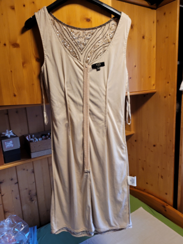 Maison 123 Embroidery