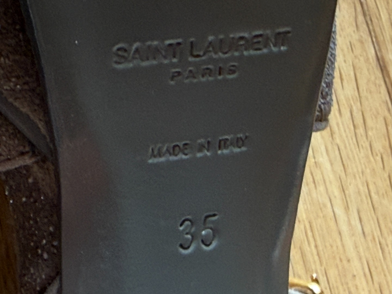 Yves Saint Laurent Tribute 135 platform heels!