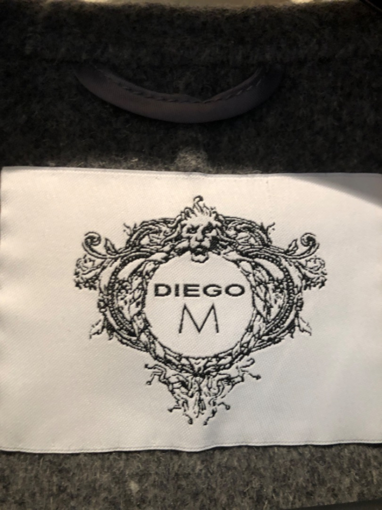 Diego M Übergröße