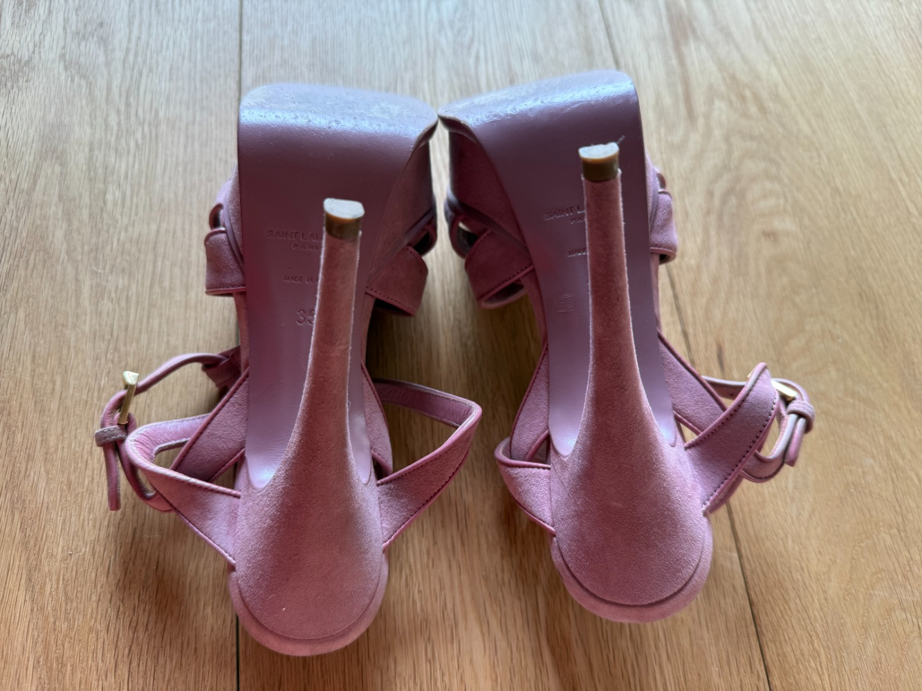 Yves Saint Laurent Iconic Tribute 135 Absätze