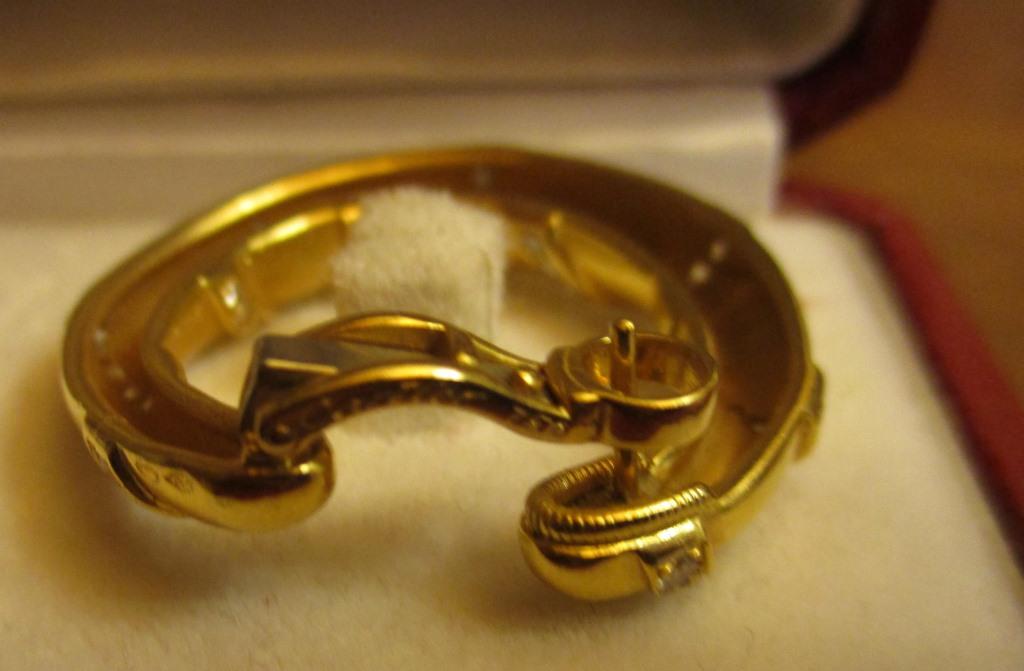 Cartier 18 ct gold hoop earrings