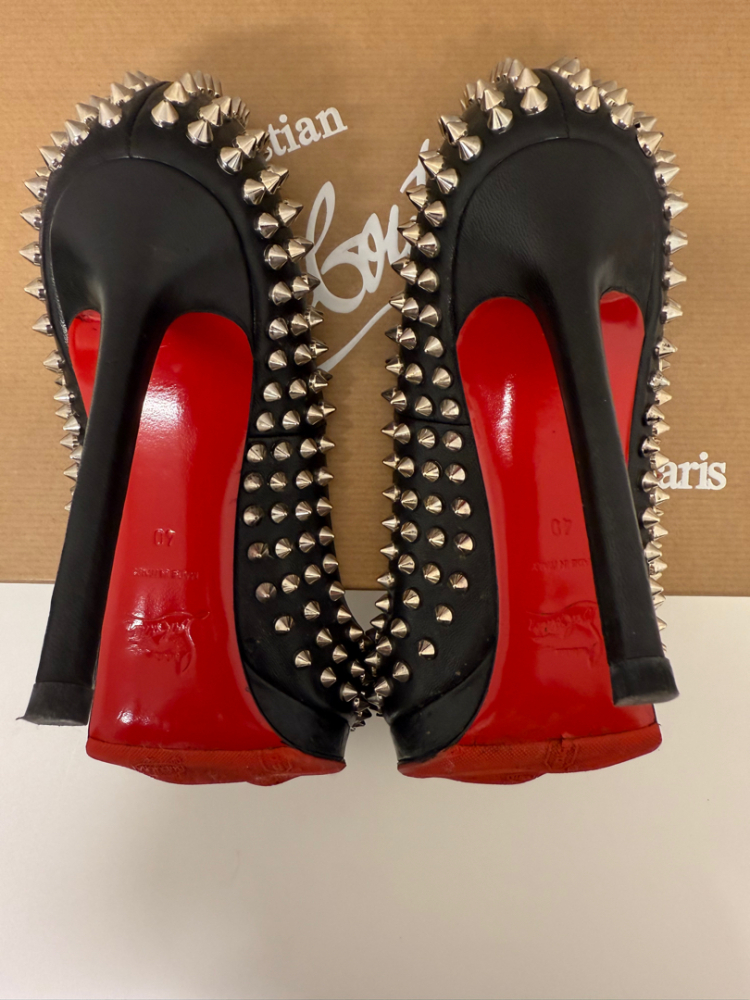 Christian Louboutin Pigalle Plato Spikes 120 Nappa Black/Silver