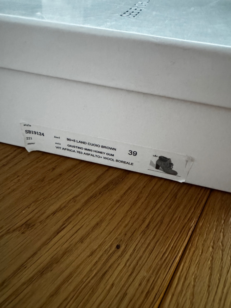 See By Chloé Stiefel