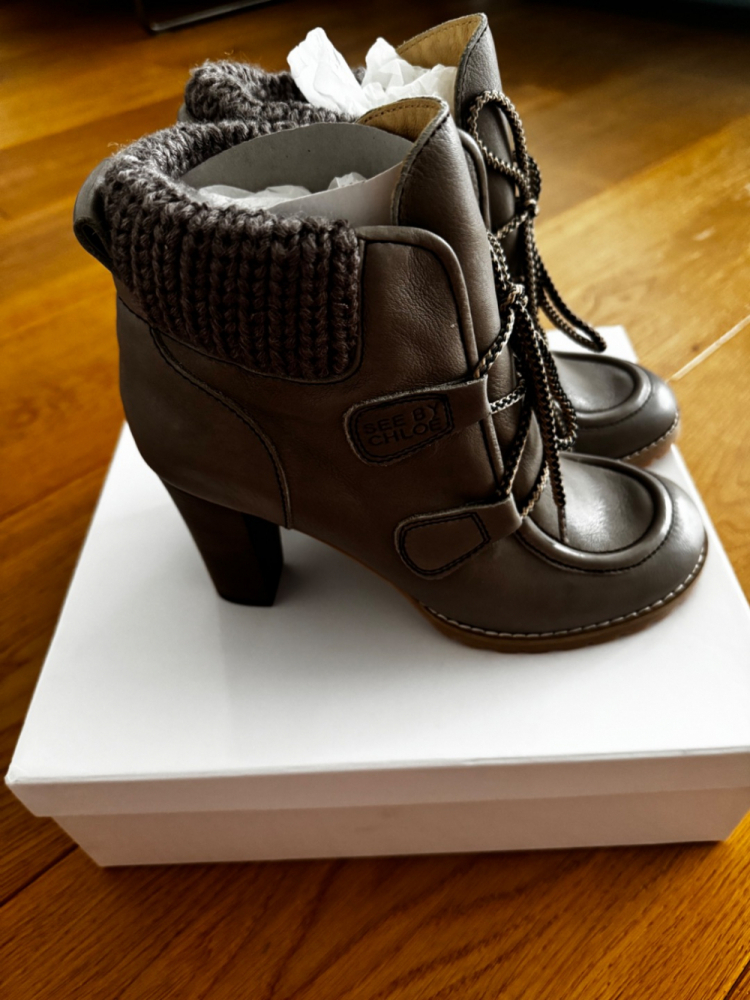 See By Chloé Stiefel