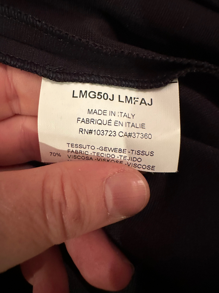 Armani Collezioni Superbe veste Armani Collezioni Y2K