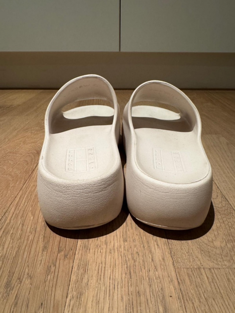 Tommy Hilfiger Flops