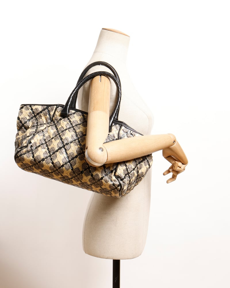 Bottega Veneta Intrecciato Boston Bag