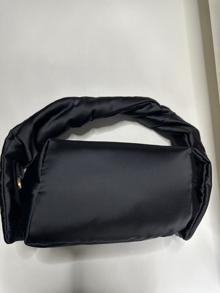 Adolfo Dominguez Sac en satin de nuit