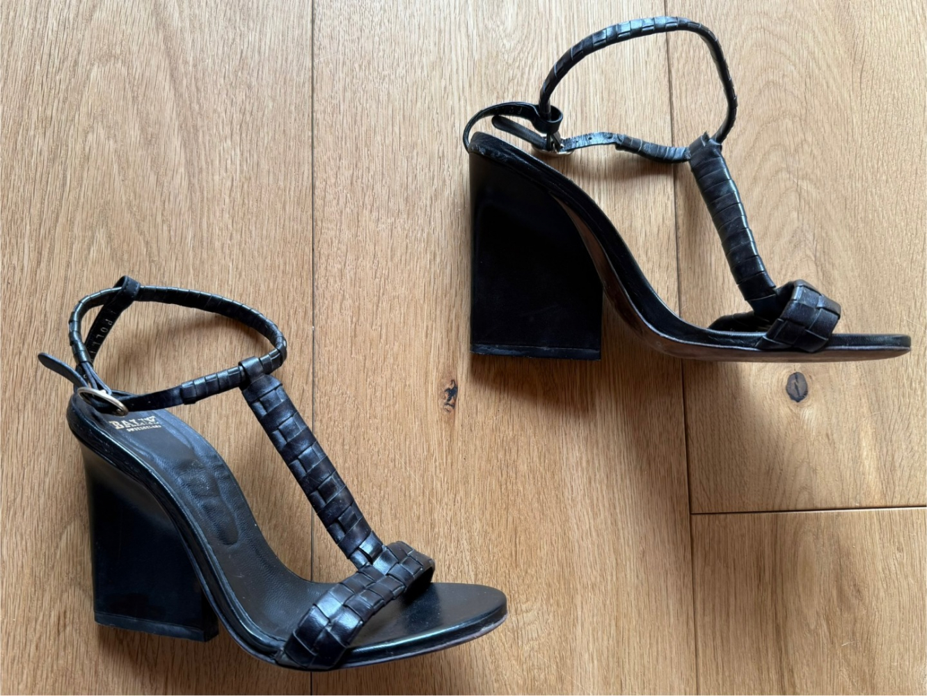 Bally Sophisticated sandals!