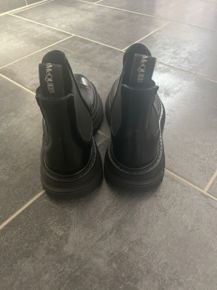 Alexander McQueen Chelsea