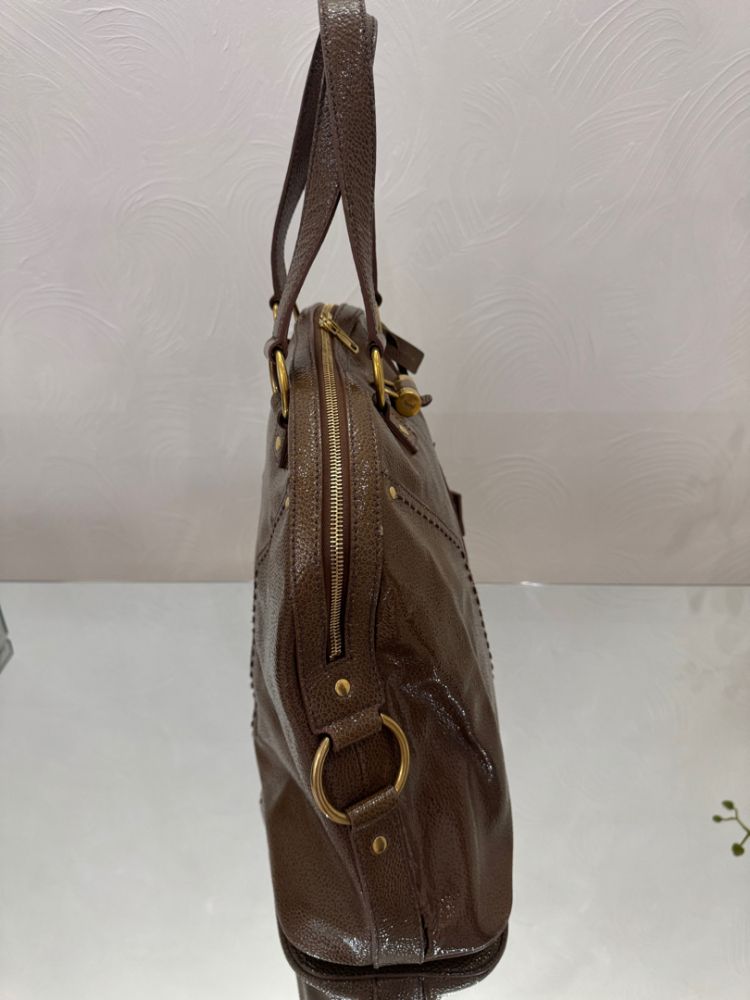 Yves Saint Laurent Muse Patent leather handbag