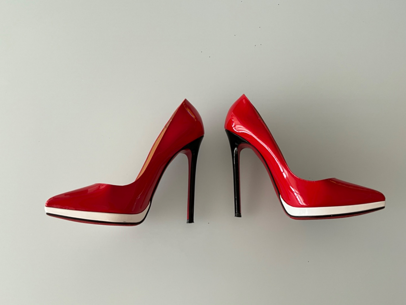 Christian Louboutin Plato