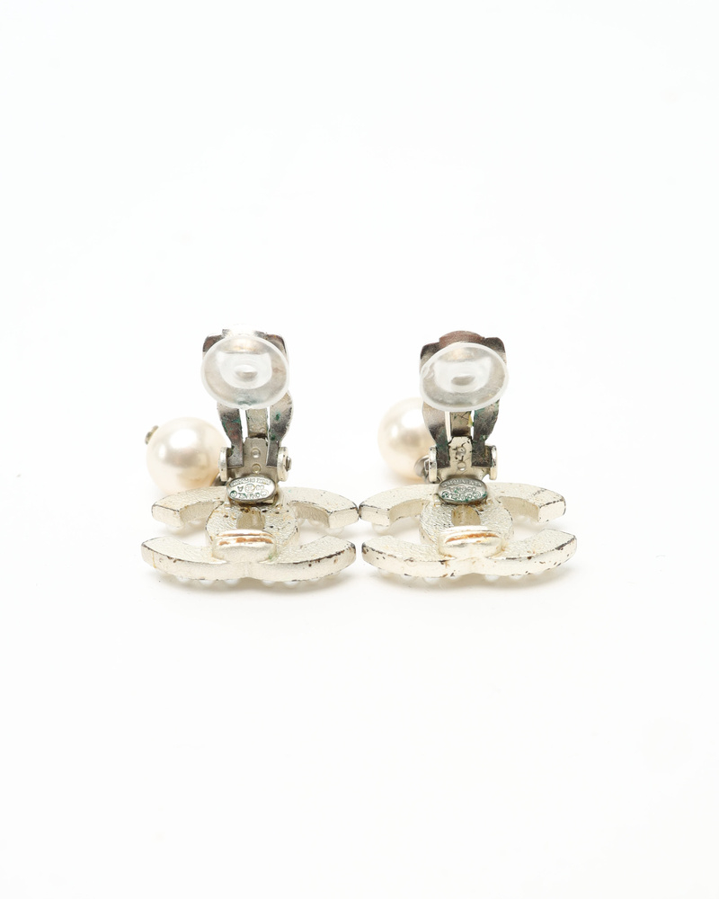 Chanel Coco Mark Pearls Clip-on Earrings