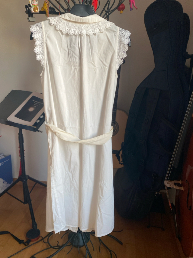 Tara Jarmon Kleid aus Spitze