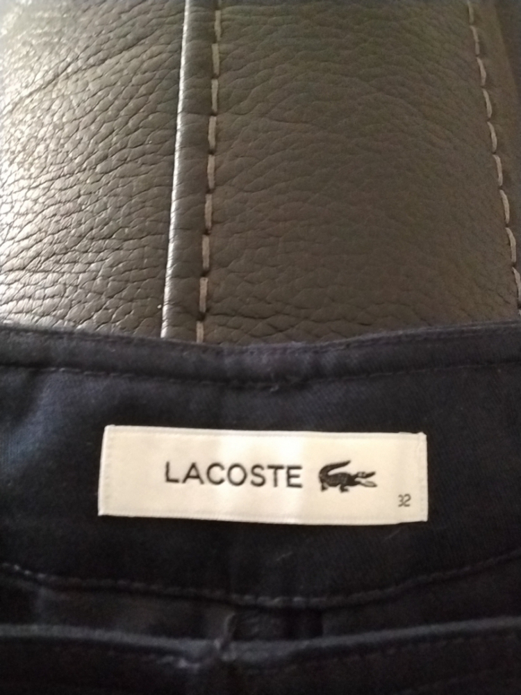 Lacoste Hosen