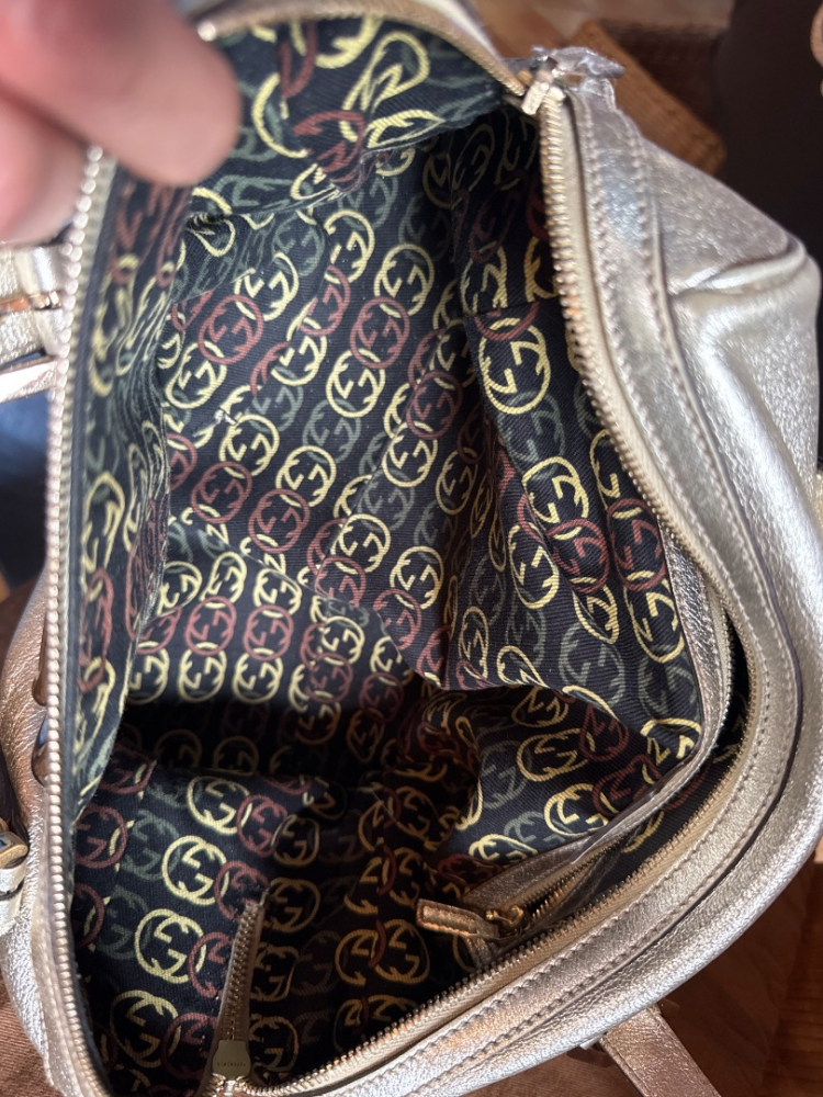 Gucci Petit sac dorée