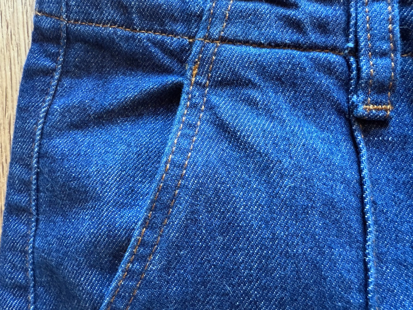 Jonathan Simkhai Ansel Denim-Hose mit geradem Bein