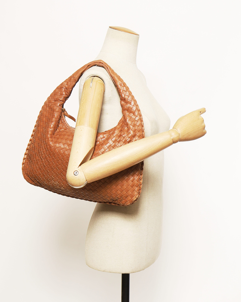 Bottega Veneta Medium Intrecciato Hobo Bag