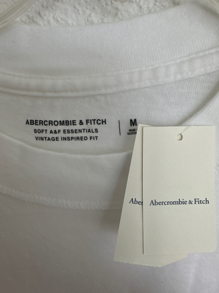 Abercrombie & Fitch T-shirt