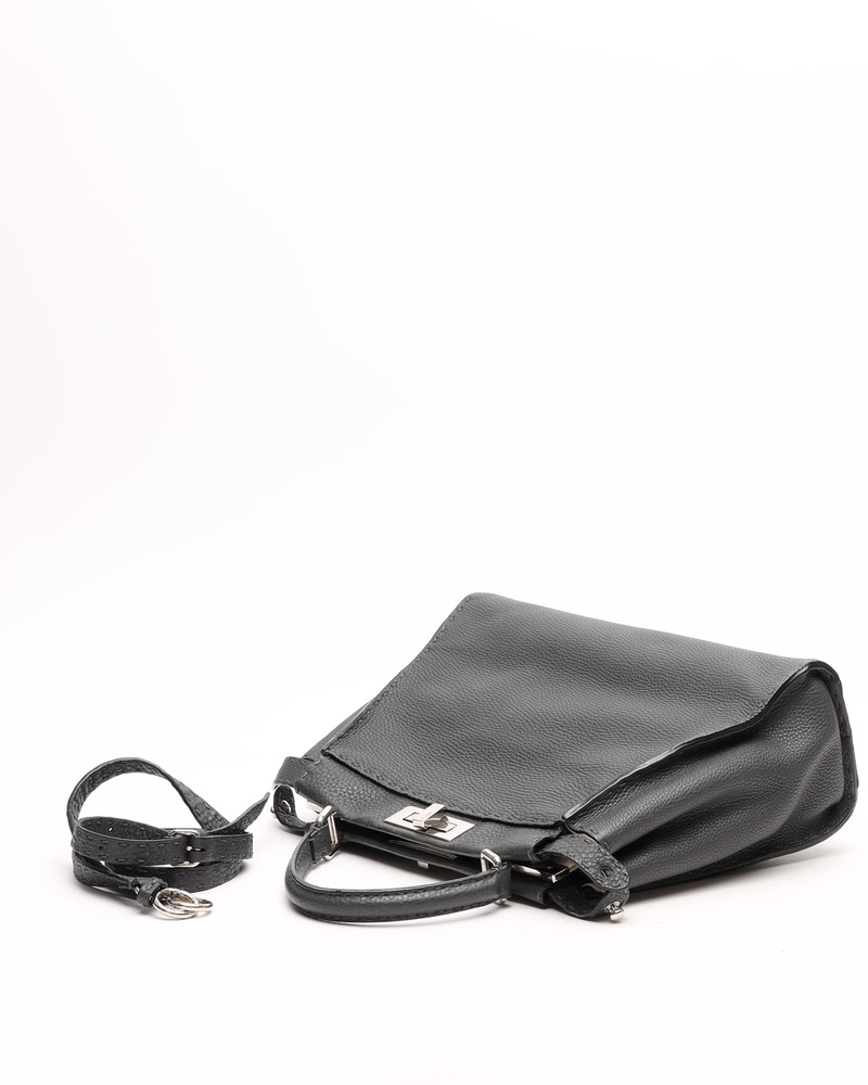 Fendi Medium Selleria Peekaboo Bag