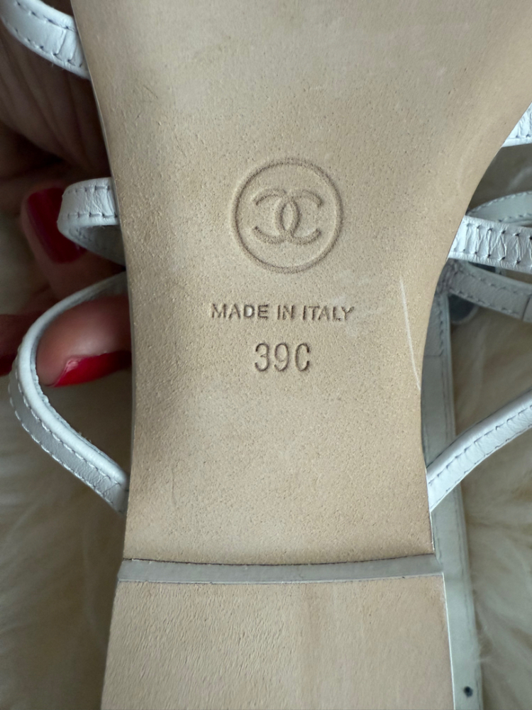 Chanel Flat sandals