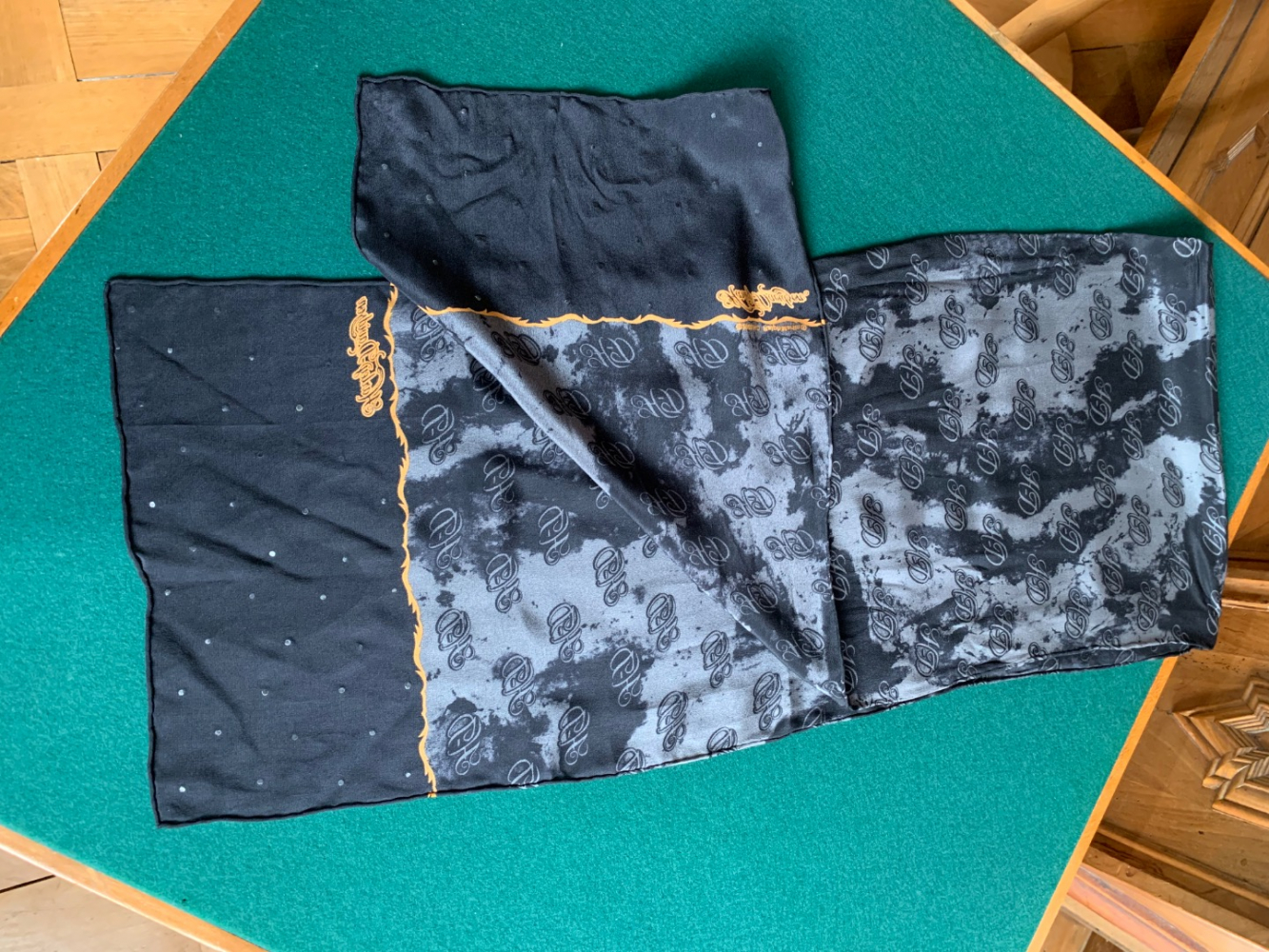 Harley Davidson 100% Foulard en soie extra fine Condition : Nouveau