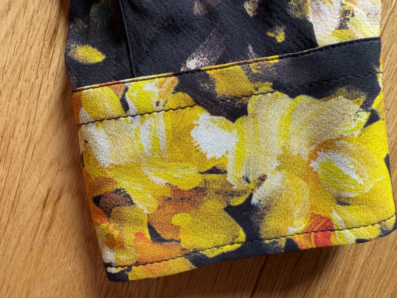 Dolce&Gabbana Geblümte Button-Down-Bluse aus Seide