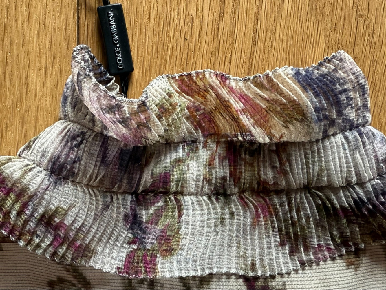 Dolce&Gabbana Romantische Rüschenbluse mit Blumenmuster!