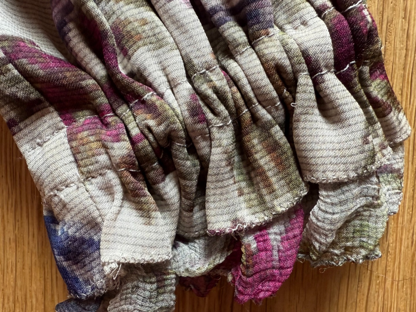 Dolce&Gabbana Romantische Rüschenbluse mit Blumenmuster!