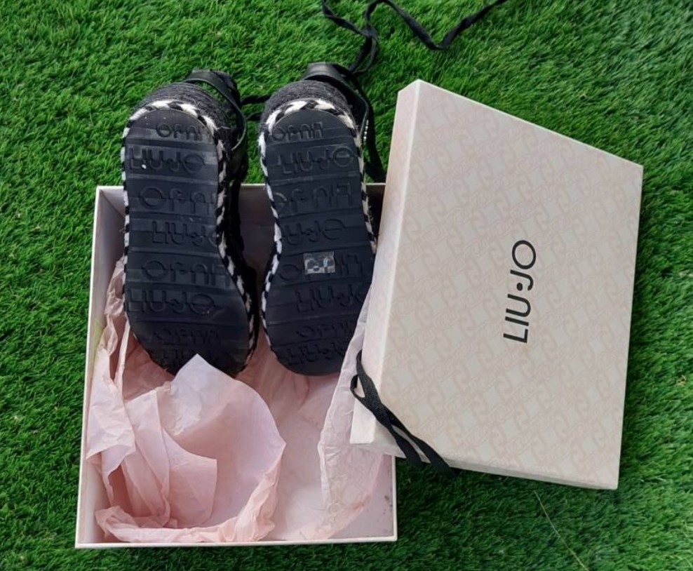 LIUJO NOEMI 05 platform sandals