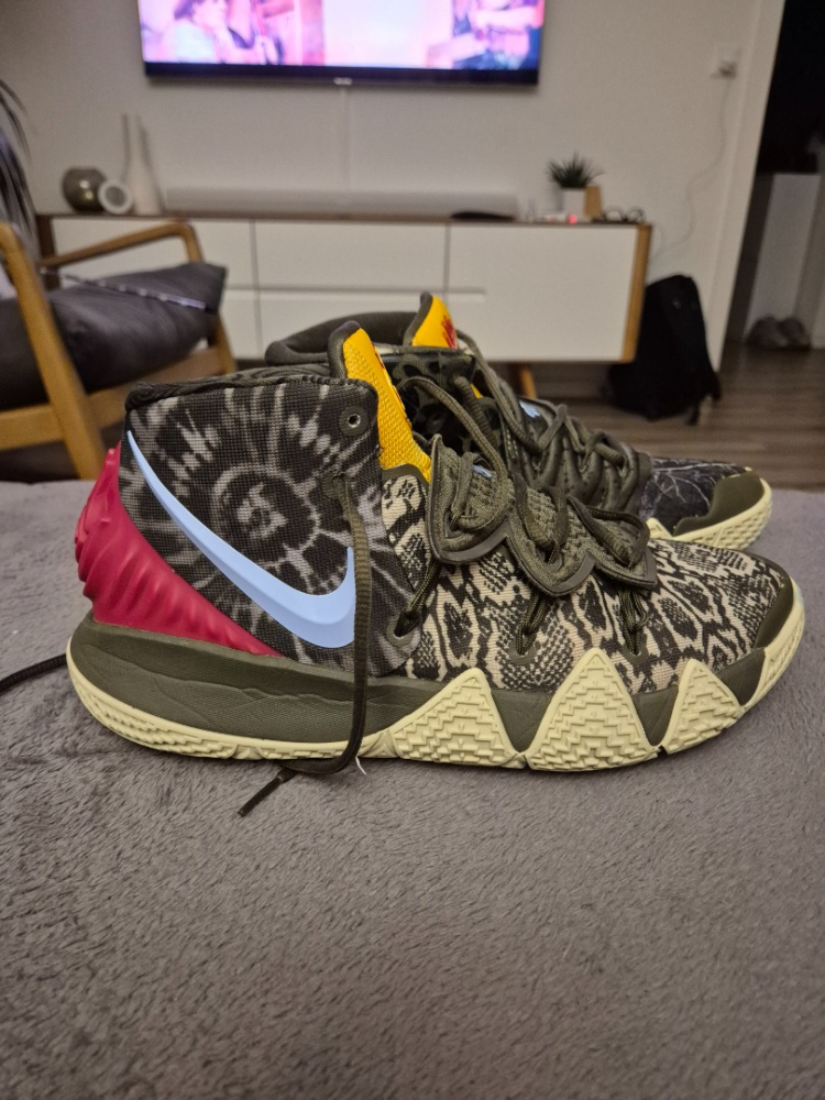 Nike Kybride S2 (Kyrie Hybride)