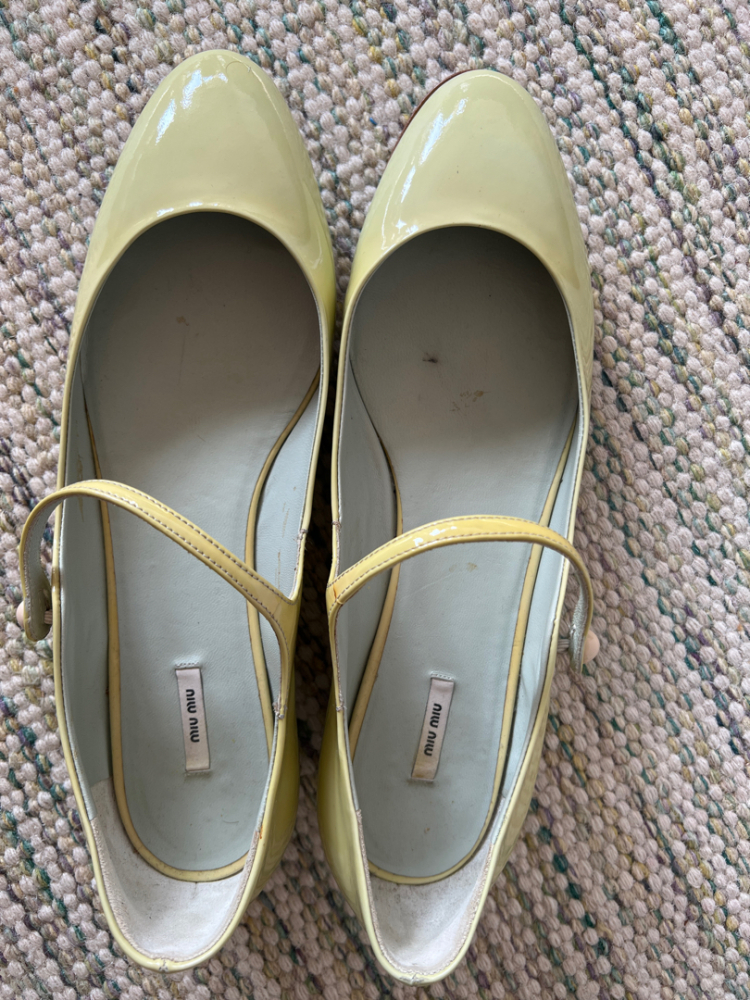 Miu Miu Bernice baby acqua flats