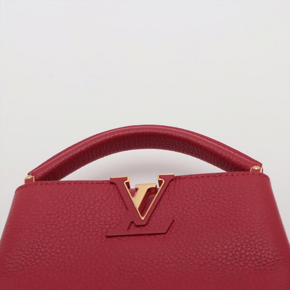 Louis Vuitton Capucines Mini Taurillon Leather 2-Ways Handbag Red