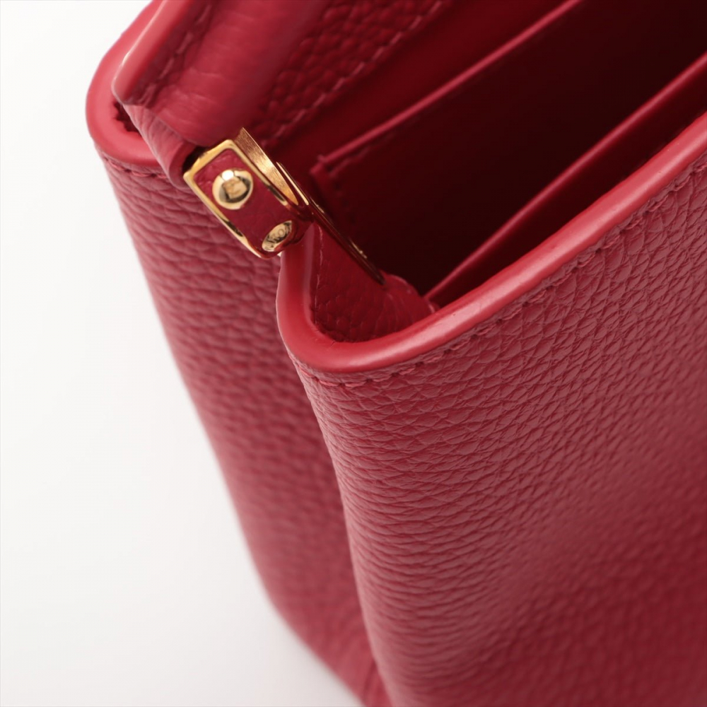 Louis Vuitton Capucines Mini Taurillon Leather 2-Ways Handbag Red