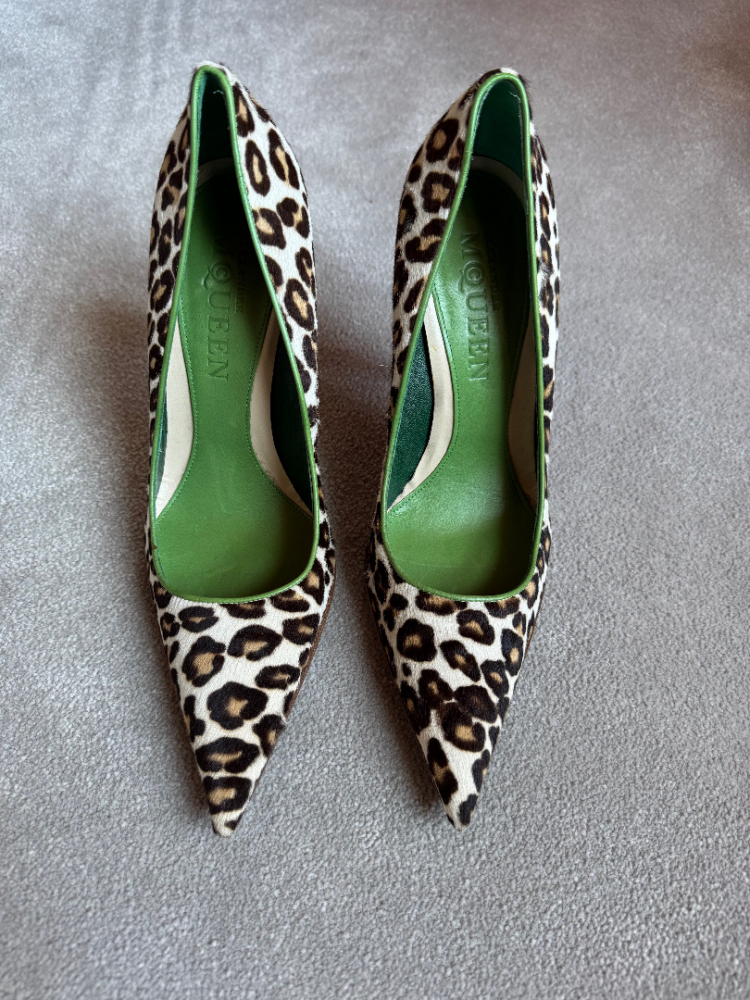 Alexander McQueen Leopard print